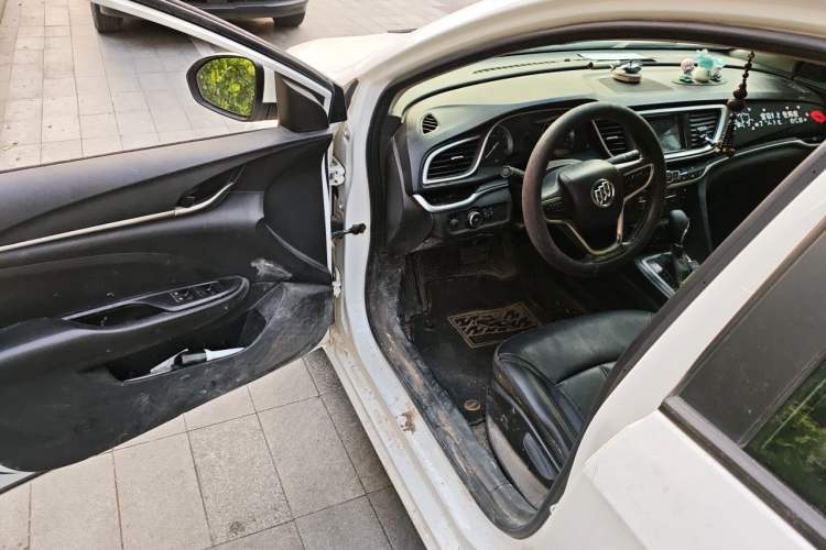Used Buick GT 2019 18T Automatic Connected Elite Model China V Standard Driver Seat