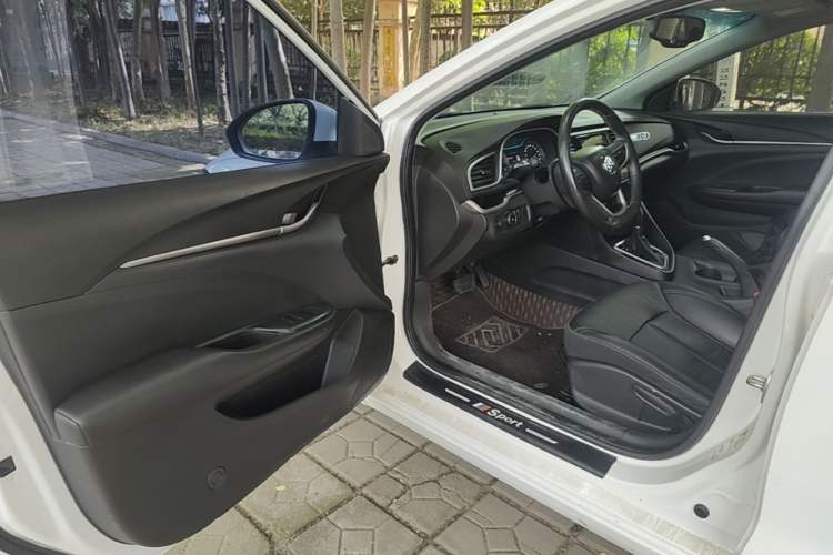 Used Buick GT 2019 18T Automatic Connected Elite Model China V Standard Driver Seat