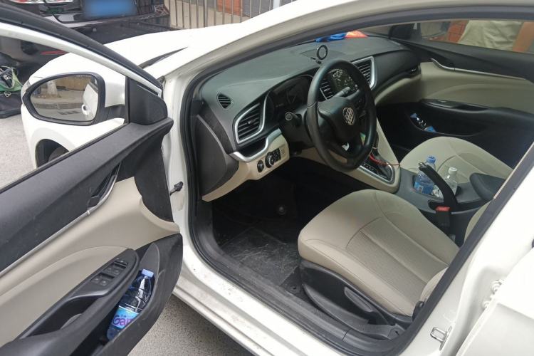 Used Buick GT 2019 15T Dual-Clutch Advanced Version China VI Standard Driver Seat
