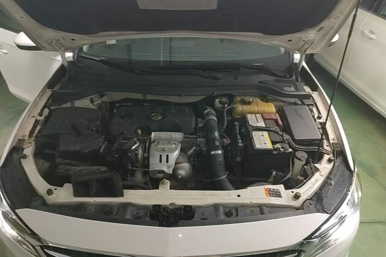 Used Buick GT 2019 18T Automatic Connected Elite Model China V Standard Engine Bay