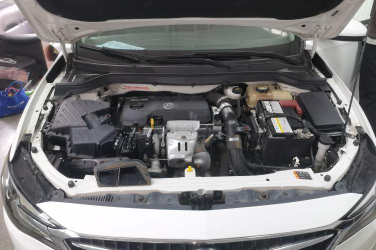 Used Buick GT 2019 18T Automatic Connected Elite Model China V Standard Engine Bay