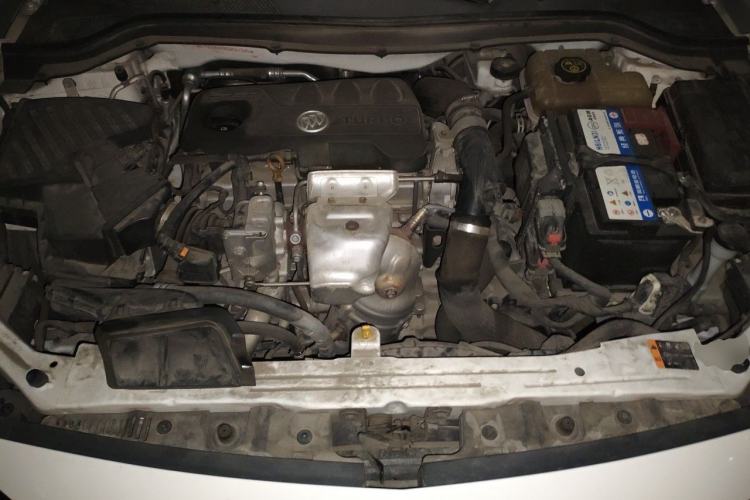 Used Buick GT 2019 18T Automatic Connected Elite Model China VI Standard Engine Bay