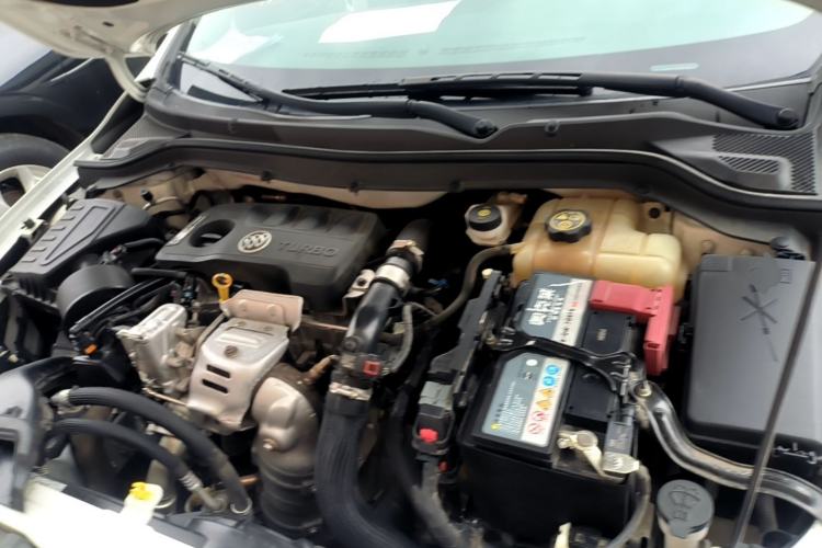 Used Buick GT 2019 15T Dual-Clutch Connected Elite Model China VI Engine Bay