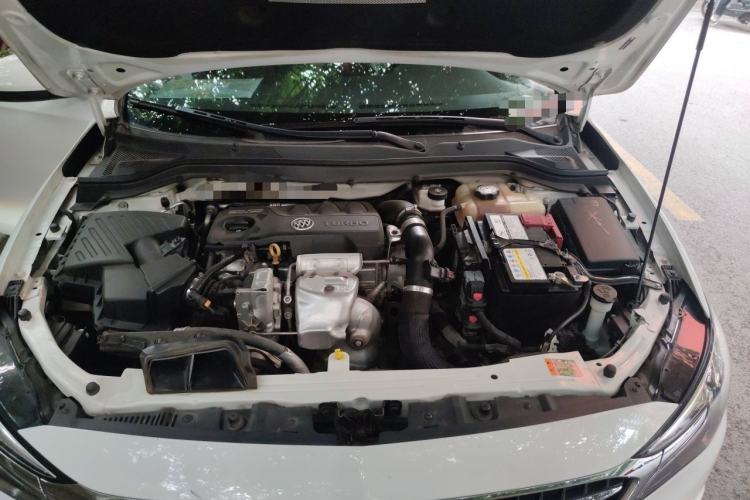 Used Buick GT 2019 18T Automatic Connected Elite Model China VI Standard Engine Bay
