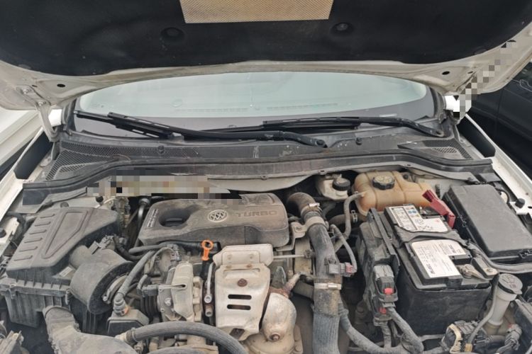 Used Buick GT 2019 15T Manual Elite Version China VI Standard Engine Bay