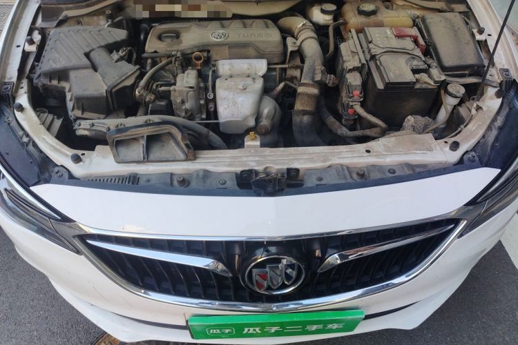Used Buick GT 2019 18T Automatic Connected Flagship Version China VI Standard Engine Bay
