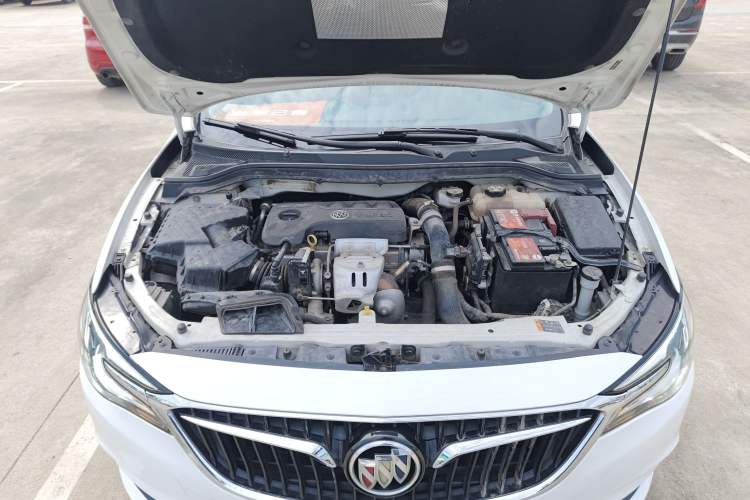 Used Buick GT 2019 18T Automatic Connected Flagship Version China V Standard Engine Bay