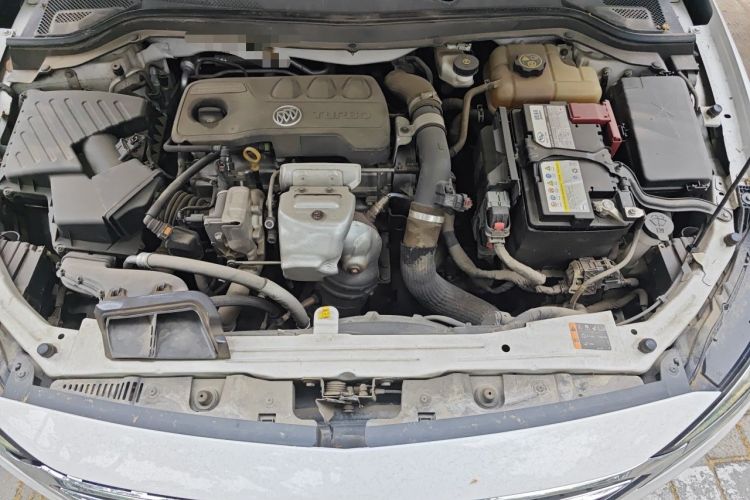 Used Buick GT 2019 18T Automatic Connected Elite Model China VI Standard Engine Bay