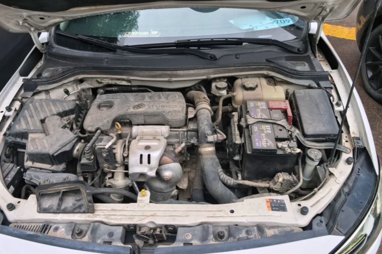Used Buick GT 2019 18T Automatic Connected Elite Model China V Standard Engine Bay