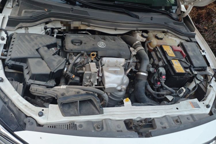 Used Buick GT 2019 18T Automatic Connected Elite Model China VI Standard Engine Bay