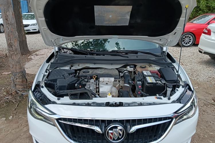 Used Buick GT 2019 18T Automatic Connected Elite Model China VI Standard Engine Bay