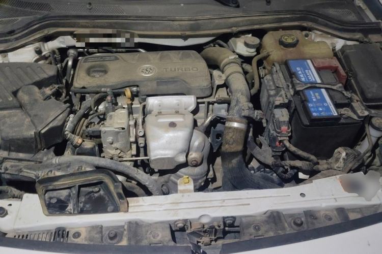 Used Buick GT 2019 18T Automatic Connected Elite Model China VI Standard Engine Bay