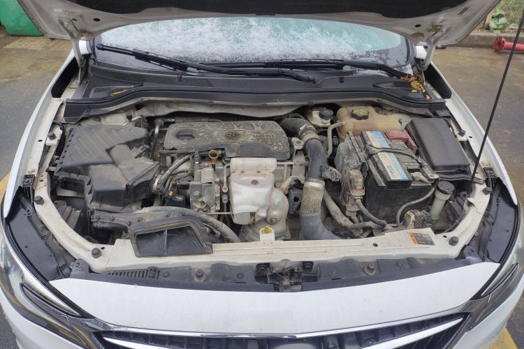 Used Buick GT 2019 18T Automatic Connected Elite Model China V Standard Engine Bay