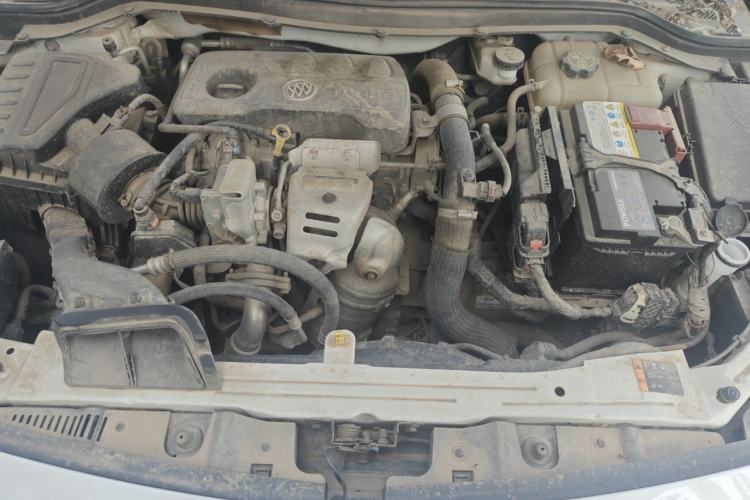 Used Buick GT 2019 15T Dual-Clutch Connected Elite Model China VI Engine Bay