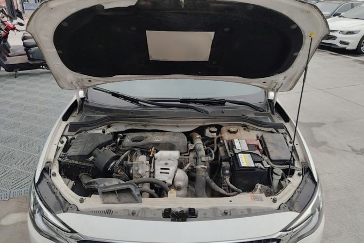 Used Buick GT 2019 15T Dual-Clutch Connected Elite Model China VI Engine Bay
