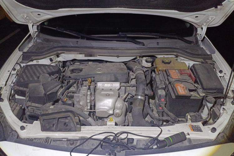 Used Buick GT 2019 18T Automatic Connected Elite Model China VI Standard Engine Bay