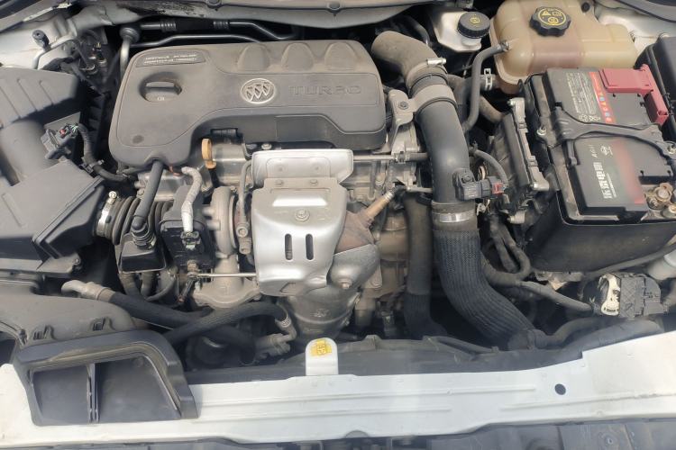 Used Buick GT 2019 18T Automatic Connected Elite Model China V Standard Engine Bay
