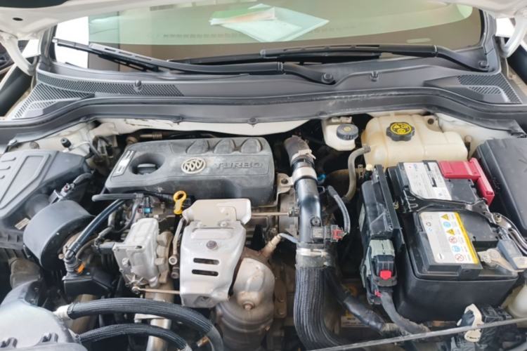 Used Buick GT 2019 15T Dual-Clutch Connected Elite Model China VI Engine Bay