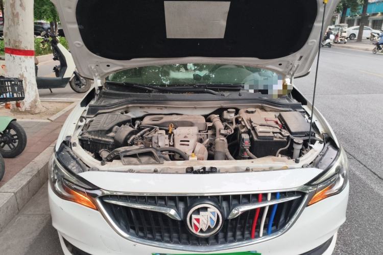 Used Buick GT 2019 15T Dual-Clutch Connected Elite Version China V Standard Engine Bay