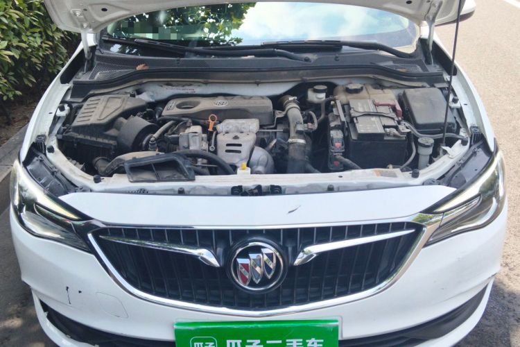 Used Buick GT 2019 15T Dual-Clutch Connected Elite Version China V Standard Engine Bay