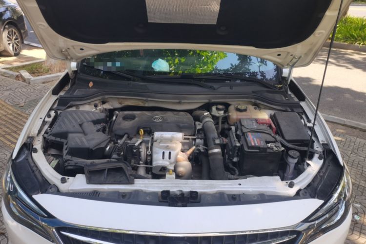 Used Buick GT 2019 18T Automatic Connected Elite Model China V Standard Engine Bay