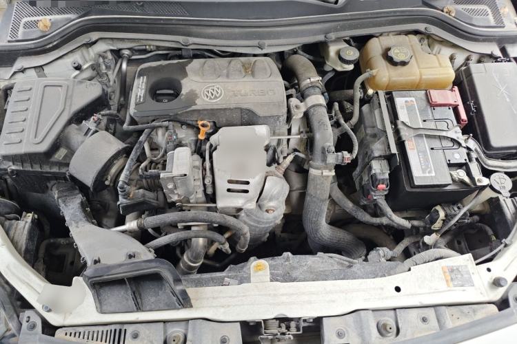 Used Buick GT 2019 15T Dual-Clutch Advanced Version China VI Standard Engine Bay
