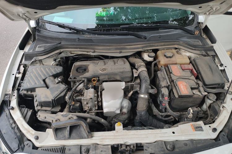 Used Buick GT 2019 18T Automatic Connected Elite Model China VI Standard Engine Bay