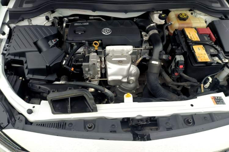 Used Buick GT 2019 18T Automatic Connected Elite Model China VI Standard Engine Bay