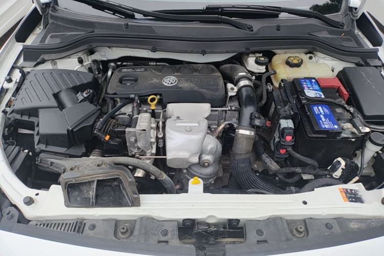 Used Buick GT 2019 18T Automatic Connected Elite Model China VI Standard Engine Bay