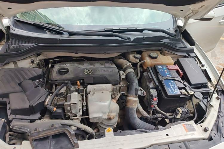 Used Buick GT 2019 18T Automatic Connected Elite Model China VI Standard Engine Bay