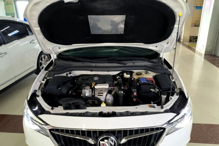 Used Buick GT 2019 15T Dual-Clutch Connected Elite Model China VI Engine Bay