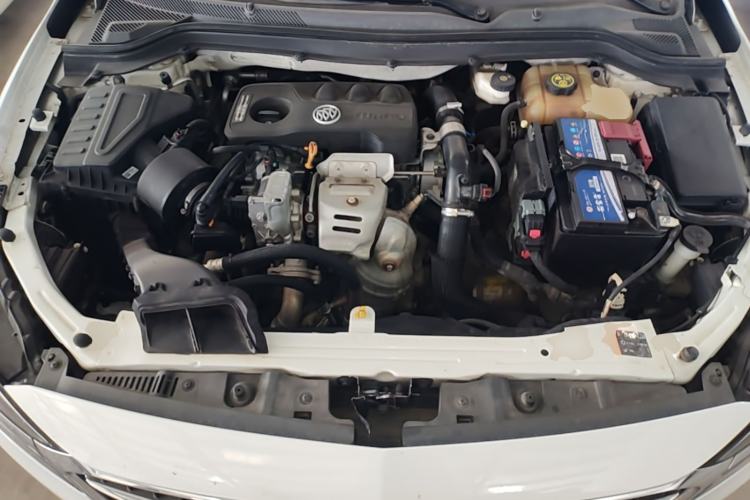 Used Buick GT 2019 15T Dual-Clutch Advanced Version China VI Standard Engine Bay