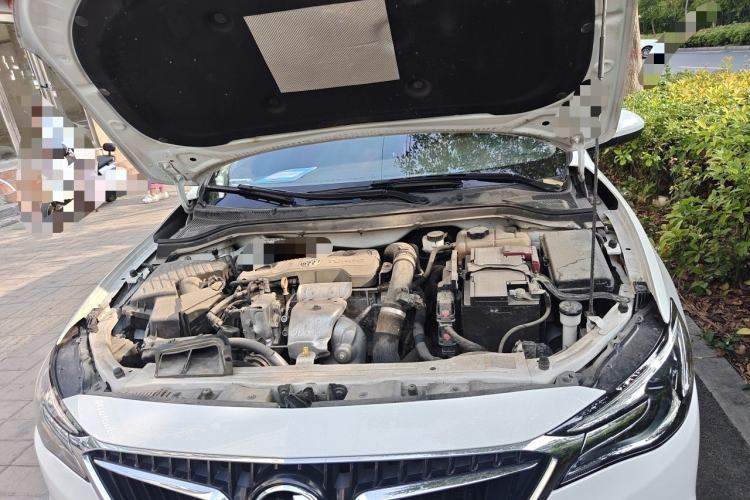 Used Buick GT 2019 18T Automatic Connected Elite Model China VI Standard Engine Bay