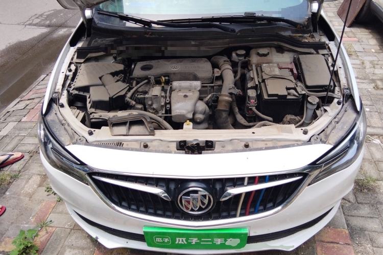 Used Buick GT 2019 18T Automatic Connected Elite Model China VI Standard Engine Bay