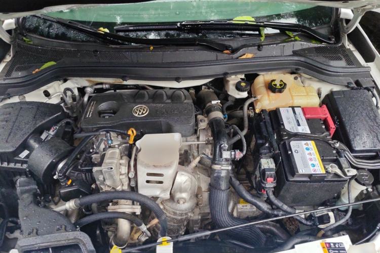 Used Buick GT 2019 15T Dual-Clutch Connected Elite Model China VI Engine Bay