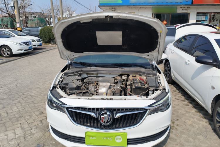 Used Buick GT 2019 18T Automatic Connected Elite Model China VI Standard Engine Bay