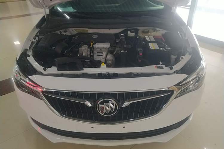 Used Buick GT 2019 15T Dual-Clutch Advanced Version China VI Standard Engine Bay