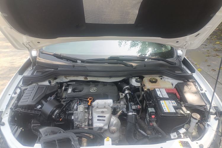Used Buick GT 2019 15T Dual-Clutch Connected Elite Model China VI Engine Bay