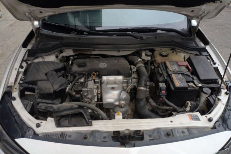 Used Buick GT 2019 18T Automatic Connected Elite Model China VI Standard Engine Bay