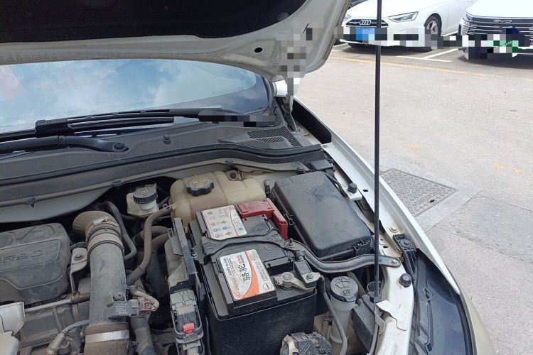 Used Buick GT 2019 18T Automatic Connected Elite Model China VI Standard Engine Bay Left