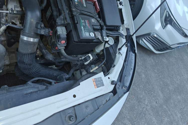Used Buick GT 2019 18T Automatic Connected Elite Model China V Standard Engine Bay Left