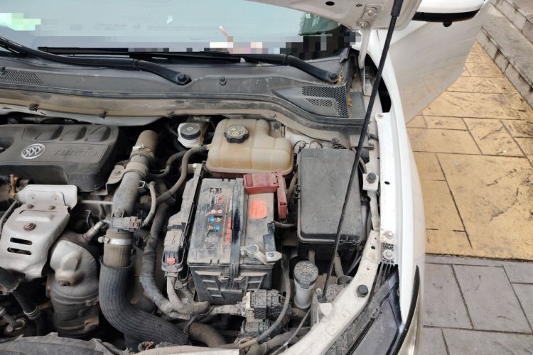 Used Buick GT 2019 15T Dual-Clutch Connected Elite Model China VI Engine Bay Left