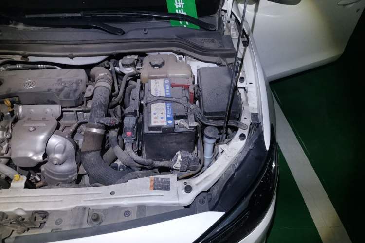 Used Buick GT 2019 18T Automatic Connected Elite Model China VI Standard Engine Bay Left