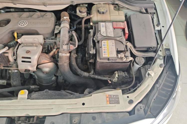Used Buick GT 2019 15T Dual-Clutch Connected Elite Version China V Standard Engine Bay Left