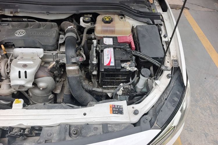 Used Buick GT 2019 18T Automatic Connected Elite Model China V Standard Engine Bay Left
