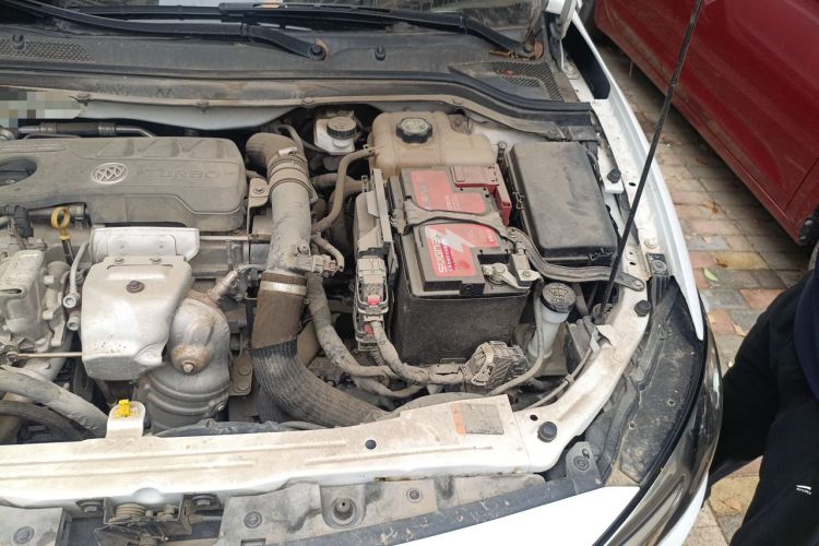 Used Buick GT 2019 18T Automatic Connected Elite Model China VI Standard Engine Bay Left