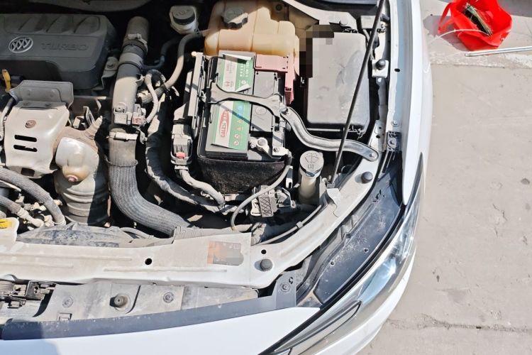 Used Buick GT 2019 15T Dual-Clutch Connected Elite Version China V Standard Engine Bay Left