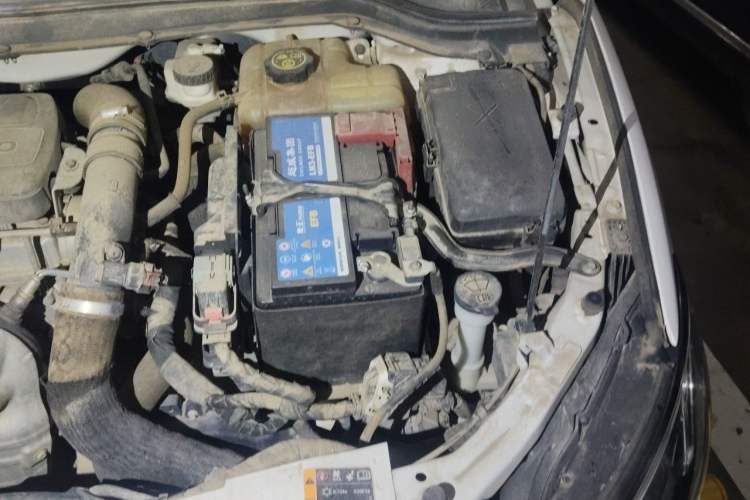 Used Buick GT 2019 18T Automatic Connected Elite Model China VI Standard Engine Bay Left