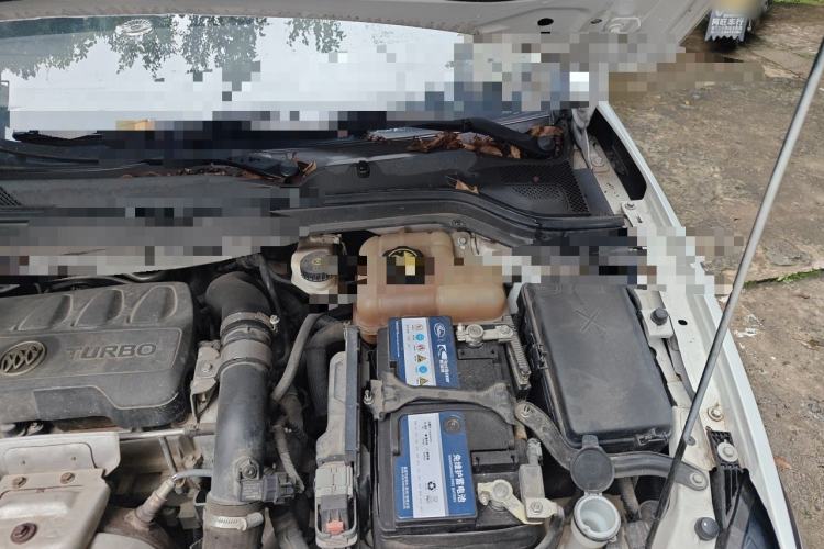Used Buick GT 2019 18T Automatic Connected Elite Model China VI Standard Engine Bay Left