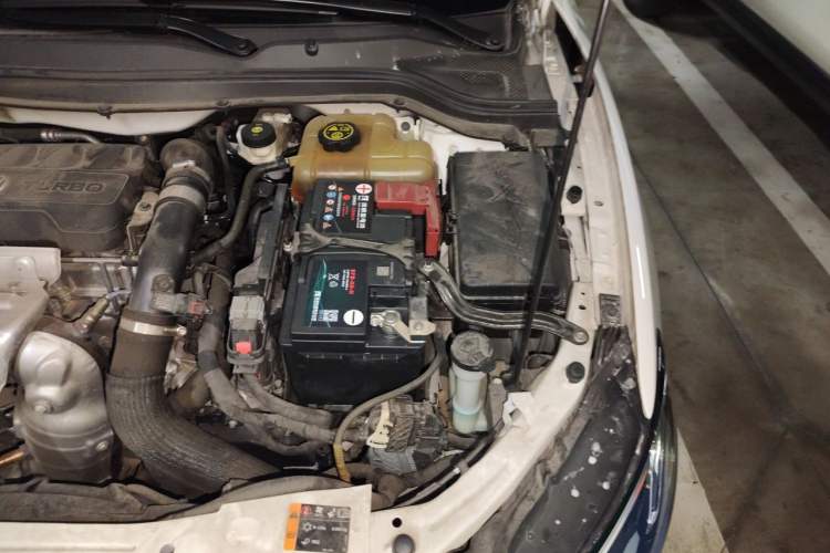 Used Buick GT 2019 18T Automatic Connected Elite Model China VI Standard Engine Bay Left